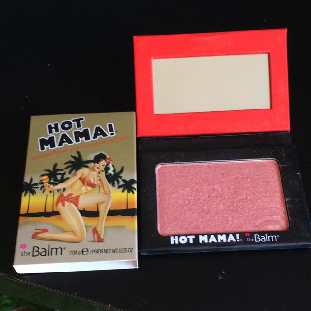 TheBalm Hot Mama Blush